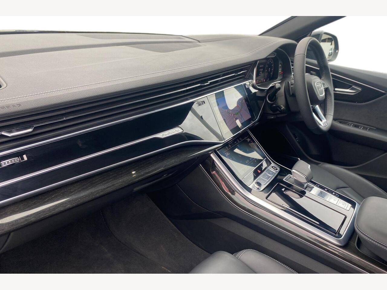 Used Audi Q8 2025 for sale - 78005259: Photo 2