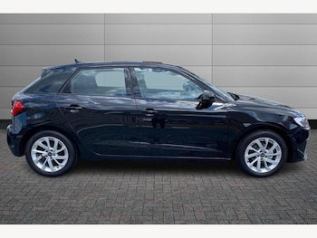 Used Audi A1 2021 for sale - 76222005: Photo
