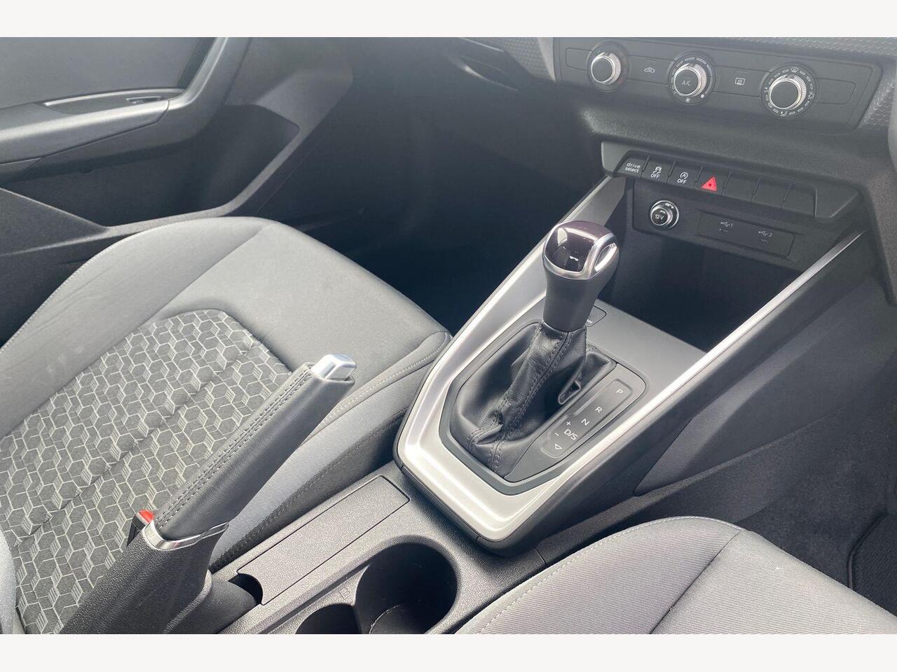 Used Audi A1 2024 for sale - 77826327: Photo 16