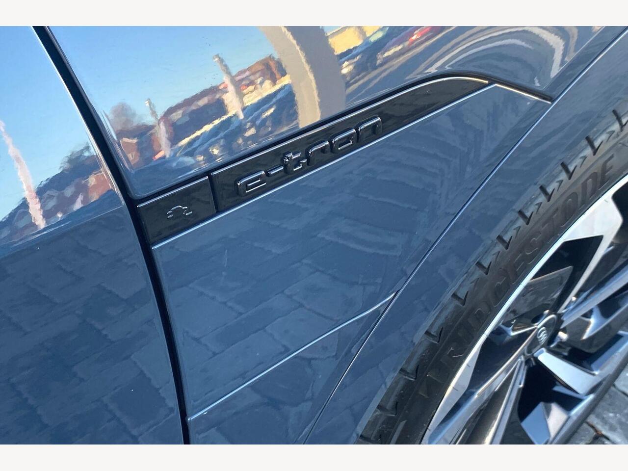 Used Audi Q8 2023 for sale - 77009972: Photo 15