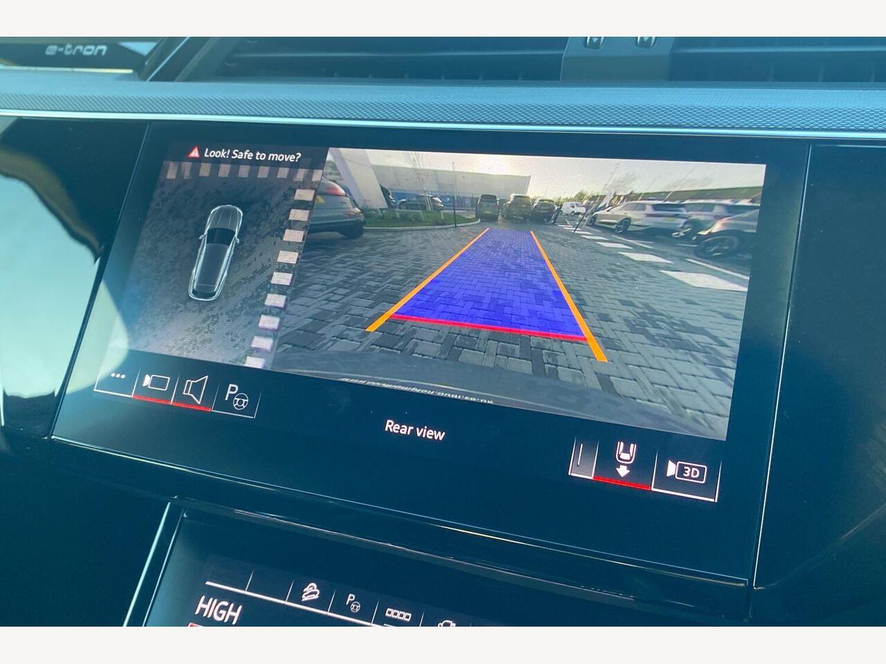 Used Audi Q8 2023 for sale - 77009972: Photo 18