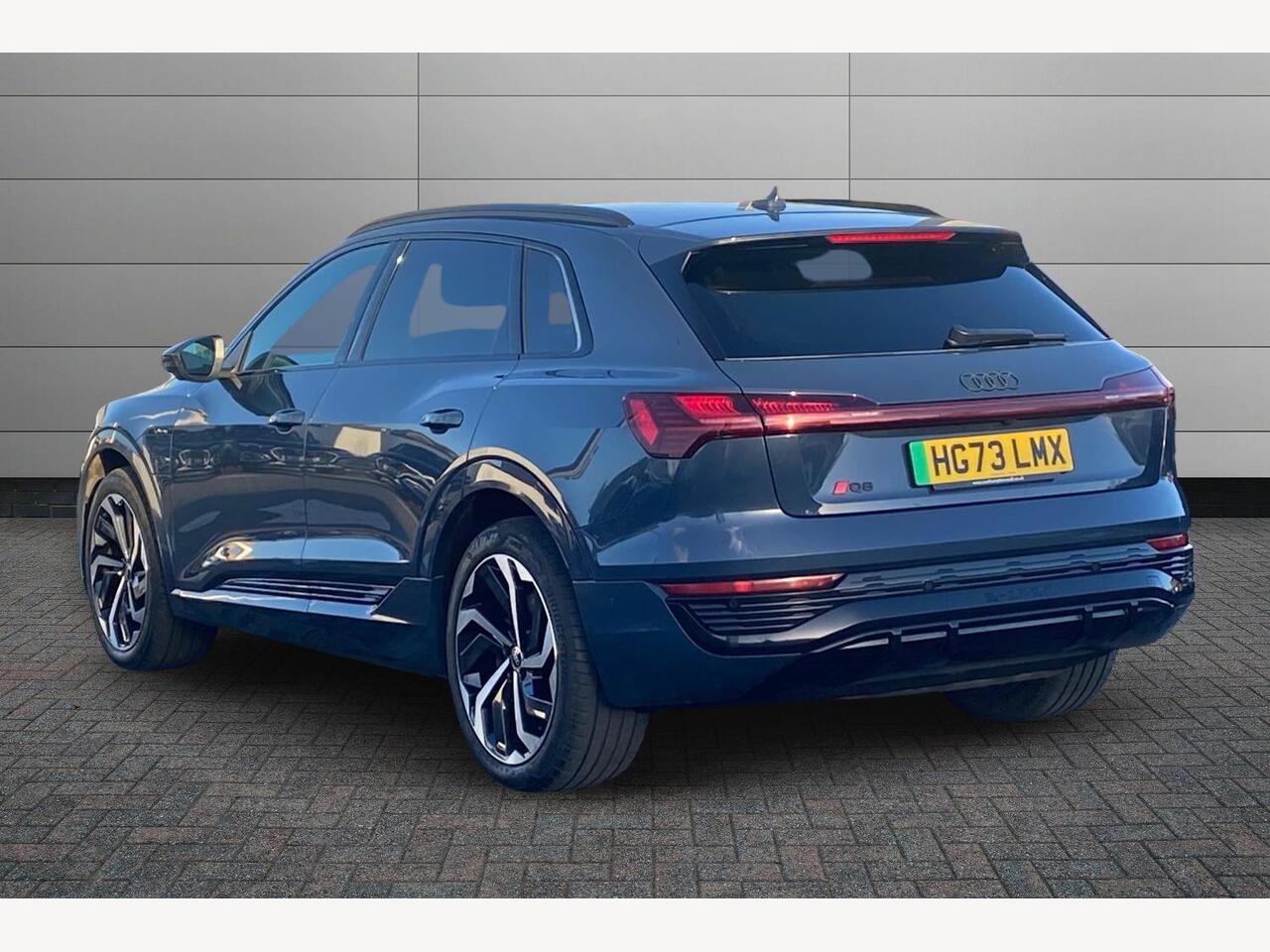 Used Audi Q8 2023 for sale - 77009972: Photo 3