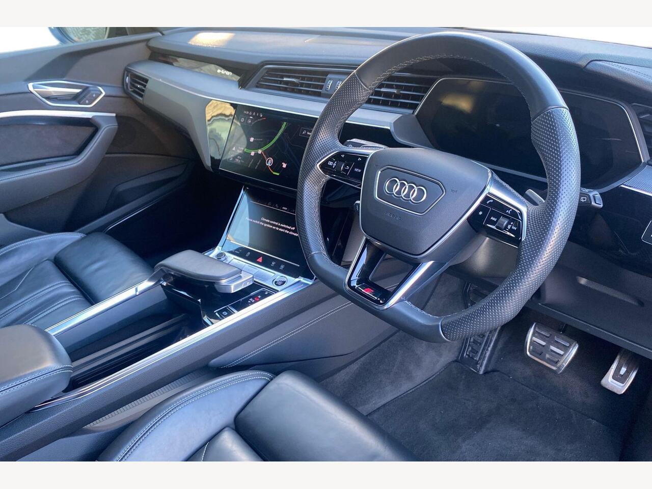 Used Audi Q8 2023 for sale - 77009972: Photo 6