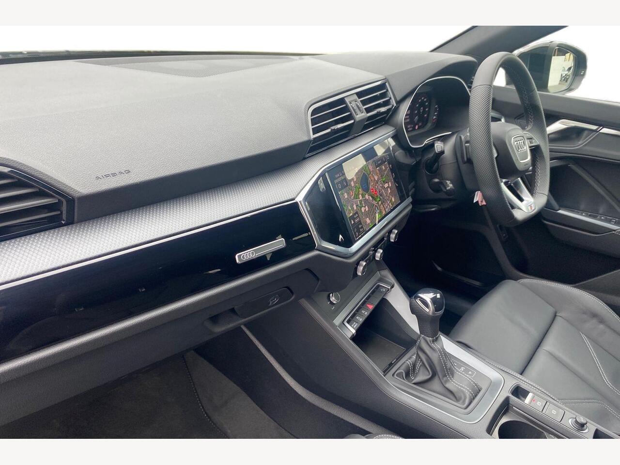 Used Audi Q3 2025 for sale - 77647664: Photo 2