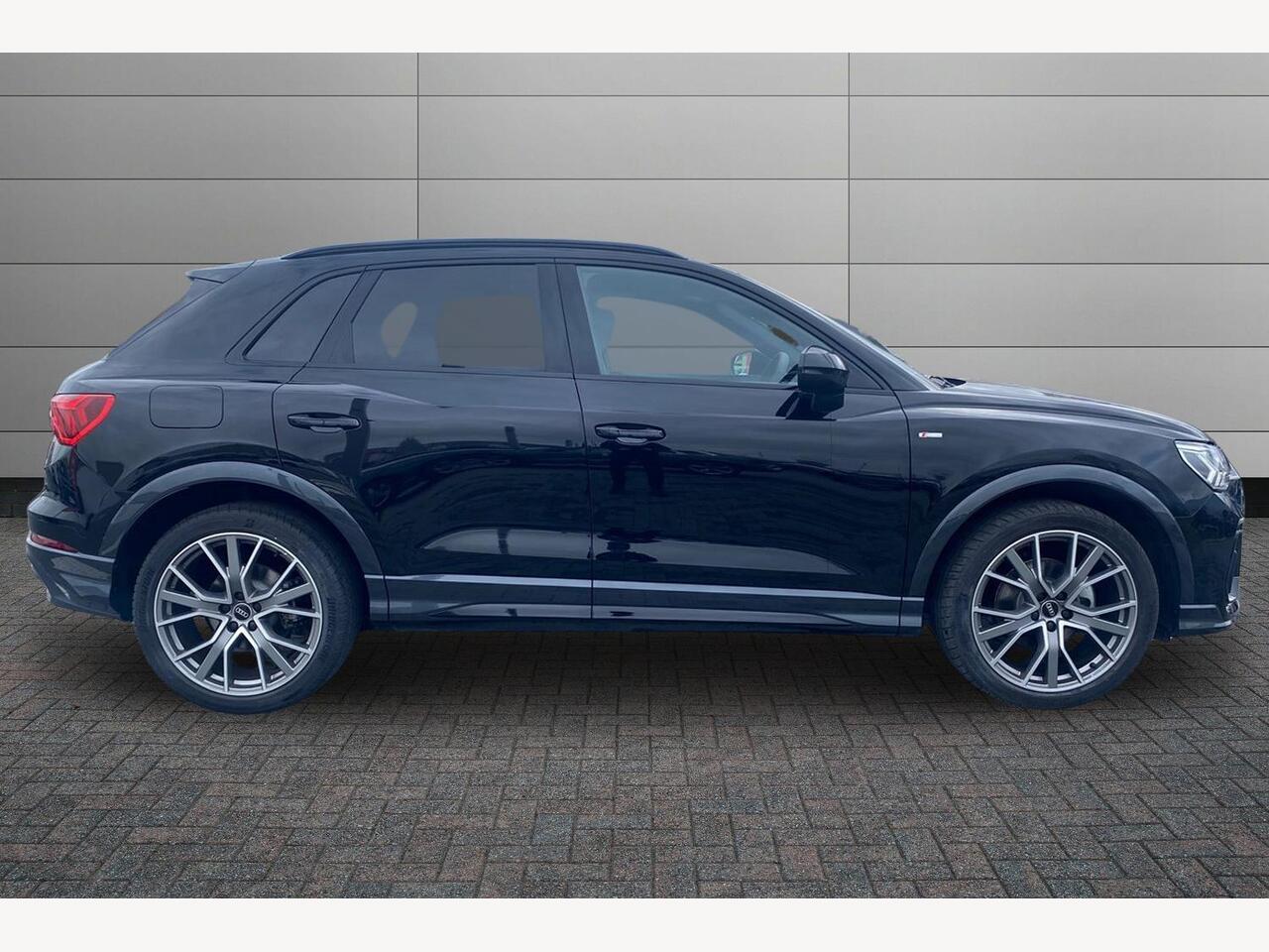Used Audi Q3 2025 for sale - 77647664: Photo 4