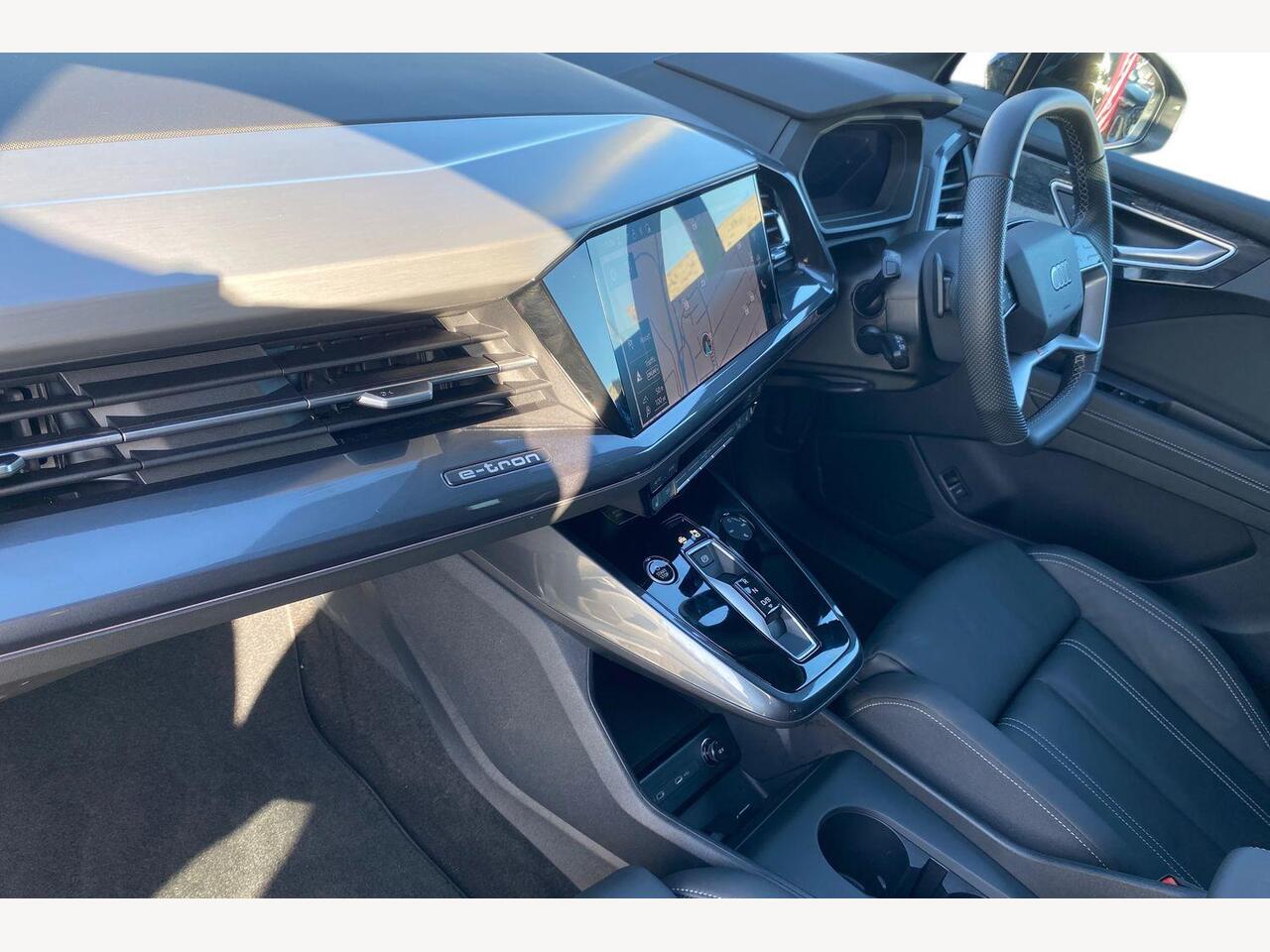 Used Audi Q4 e-tron 2025 for sale - 77927022: Photo 2