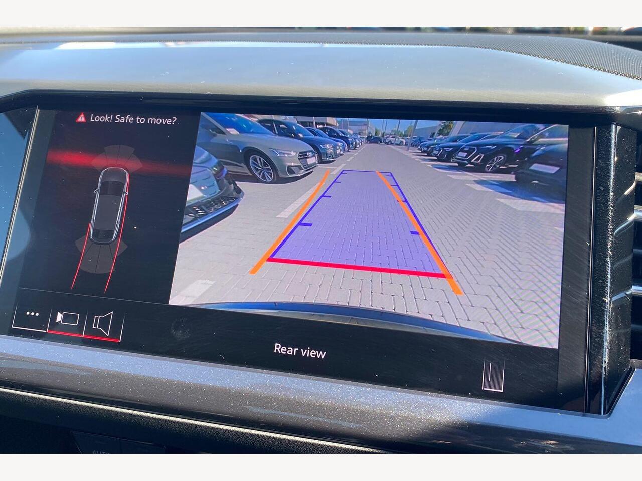 Used Audi Q4 e-tron 2024 for sale - 76677944: Photo 17