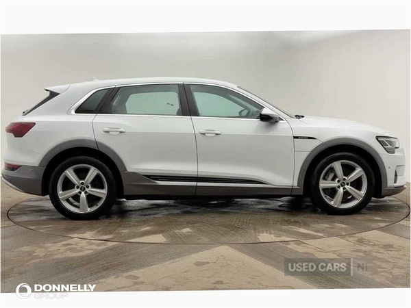 Used Audi e-tron 2021 for sale - 78215337: Photo 4