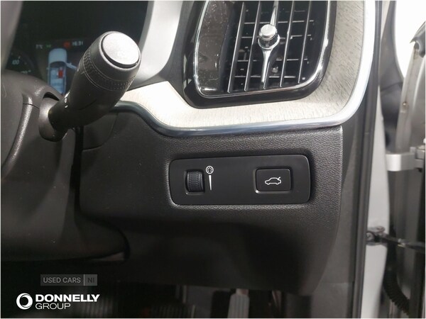 Used Volvo XC60 2018 for sale - 77163911: Photo 39