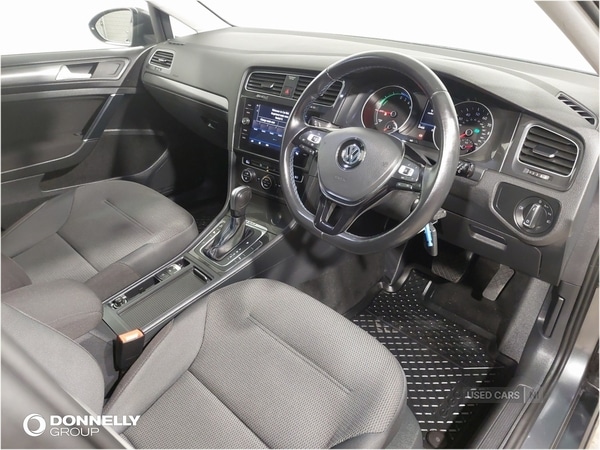 Used Volkswagen Golf 2019 for sale - 77041101: Photo 4