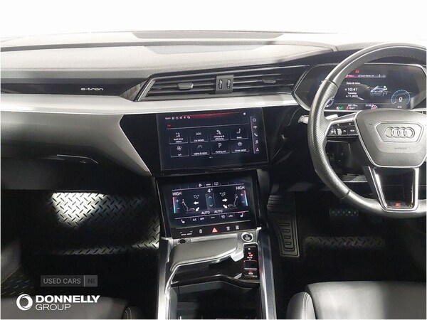 Used Audi e-tron 2021 for sale - 76359428: Photo 17