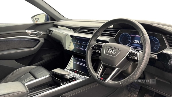 Used Audi e-tron 2021 for sale - 76359428: Photo 5