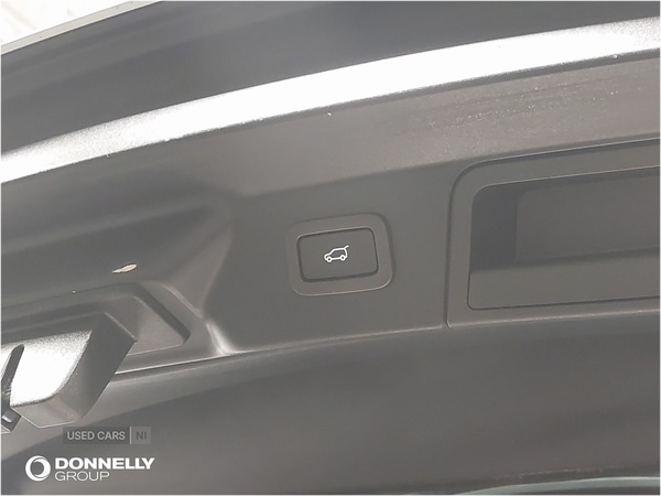 Used Land Rover Range Rover Velar 2017 for sale - 76840203: Photo 25