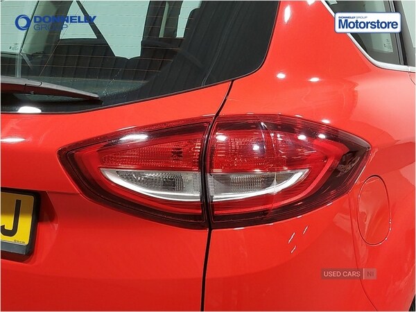 Used Ford Focus C-Max 2017 for sale - 76513884: Photo 24