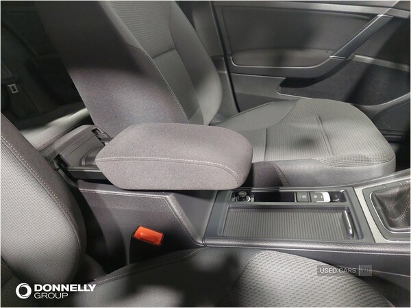 Used Volkswagen Golf 2016 for sale - 77102323: Photo 40