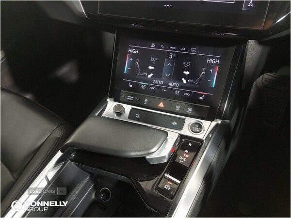 Used Audi e-tron 2021 for sale - 76419513: Photo 41