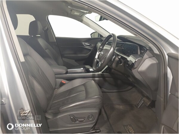 Used Audi e-tron 2020 for sale - 77982859: Photo 9