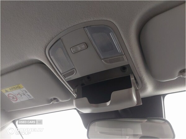 Used Kia Stonic 2024 for sale - 76743786: Photo 30