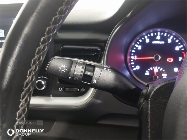 Used Kia Stonic 2024 for sale - 76743786: Photo 31