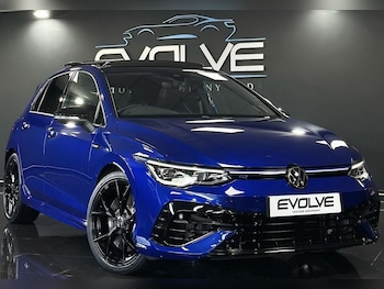 Used Volkswagen Golf 2024 for sale - 77096478: Photo