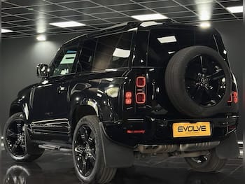 Used Land Rover Defender 90 2025 for sale - 79667135: Photo