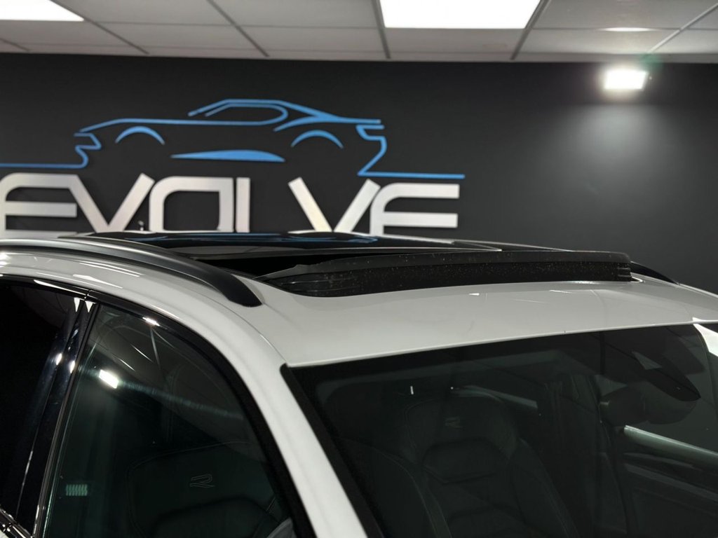 Used Volkswagen Touareg 2022 for sale - 77685307: Photo 16