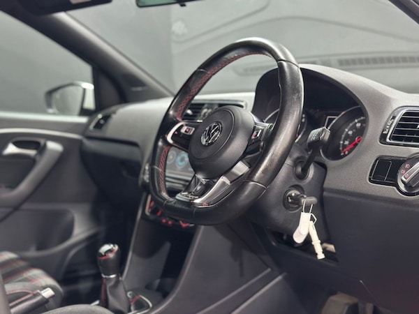 Used Volkswagen Polo 2016 for sale - 76229066: Photo 17