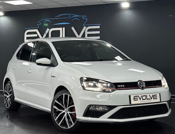 Used Volkswagen Polo 2016 for sale - 76229066: Photo 1