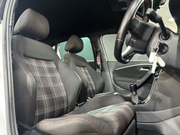Used Volkswagen Polo 2016 for sale - 76229066: Photo 25