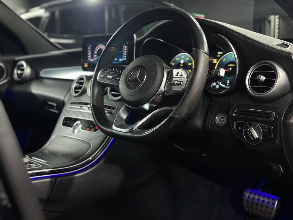 Used Mercedes-Benz C Class 2020 for sale - 77250249: Photo 16