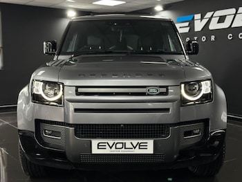 Used Land Rover Defender 130 2024 for sale - 78839983: Photo