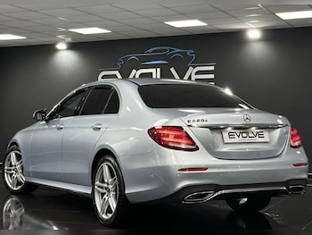 Used Mercedes-Benz E Class 2017 for sale - 76558596: Photo