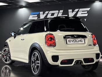 Used MINI Hatch 2018 for sale - 79680294: Photo