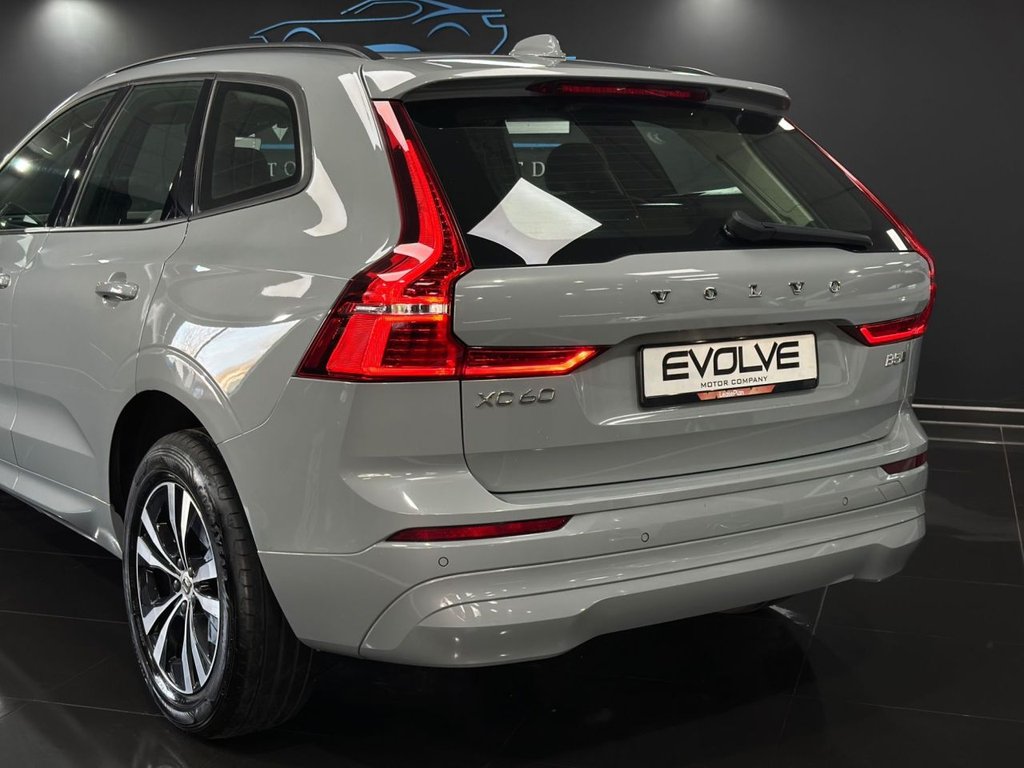 Used Volvo XC60 2023 for sale - 76570619: Photo 15