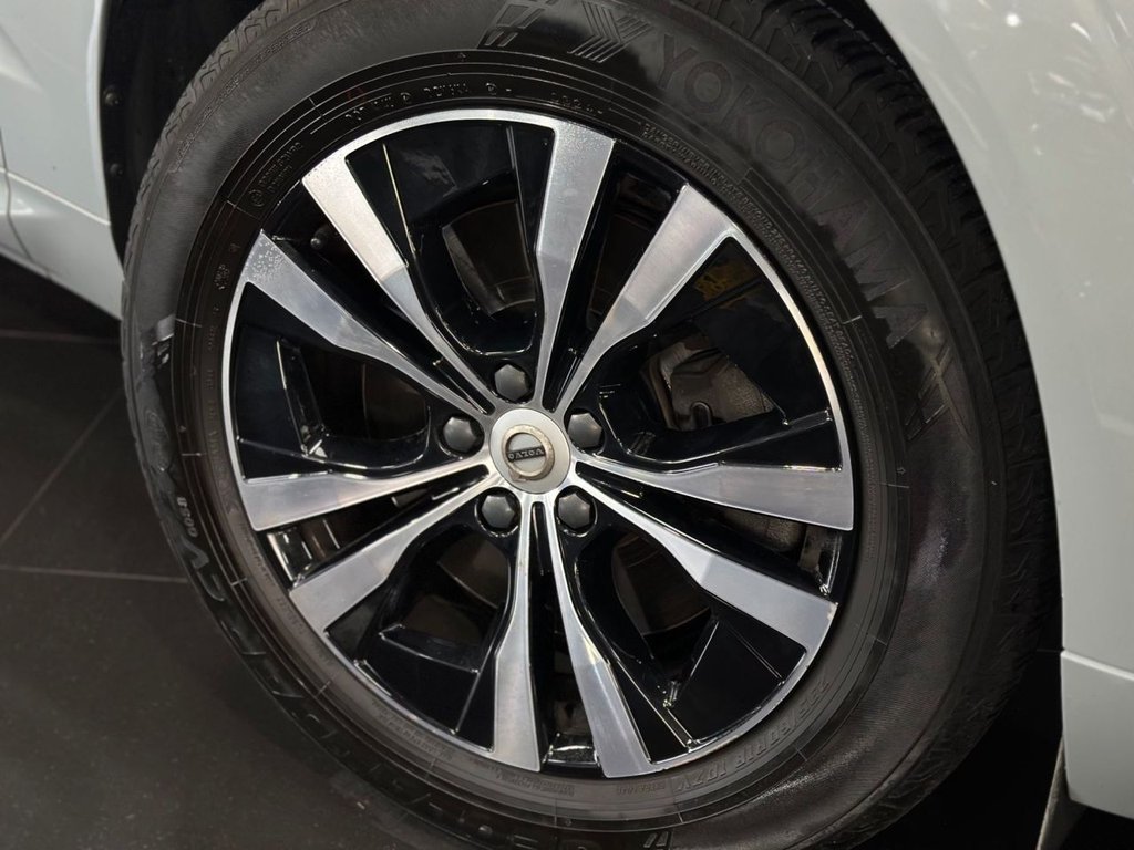 Used Volvo XC60 2023 for sale - 76570619: Photo 16