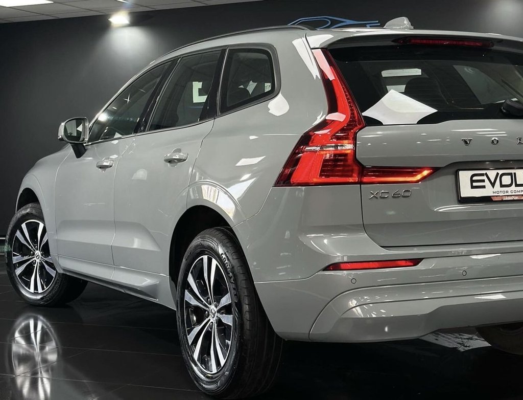 Used Volvo XC60 2023 for sale - 76570619: Photo 9