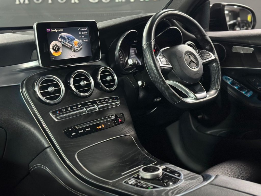 Used Mercedes-Benz GLC 2019 for sale - 77250230: Photo 17