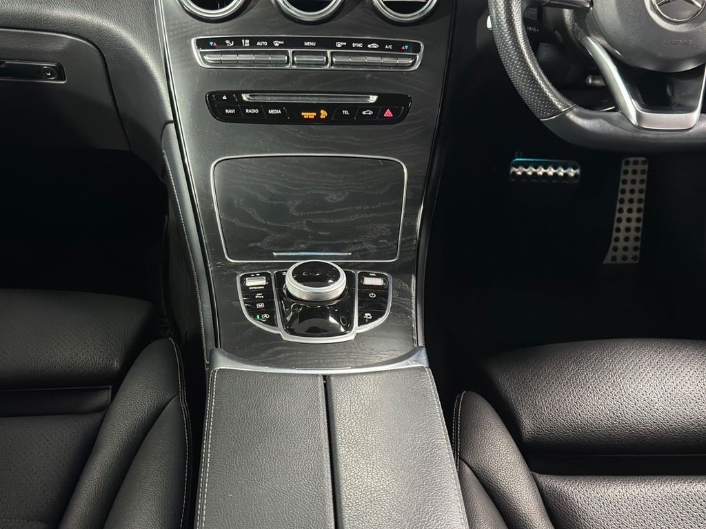 Used Mercedes-Benz GLC 2019 for sale - 77250230: Photo 18