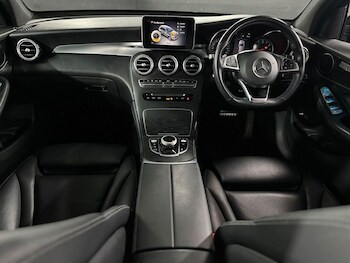 Used Mercedes-Benz GLC 2019 for sale - 77250230: Photo