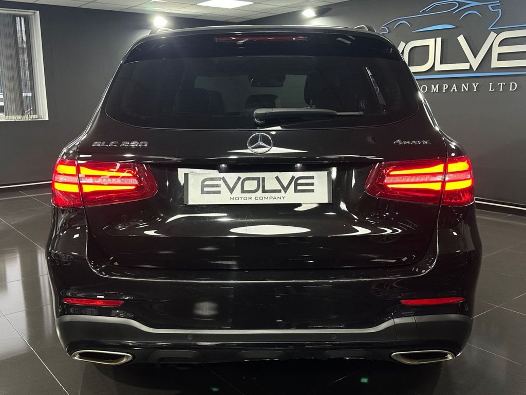 Used Mercedes-Benz GLC 2019 for sale - 77250230: Photo 5
