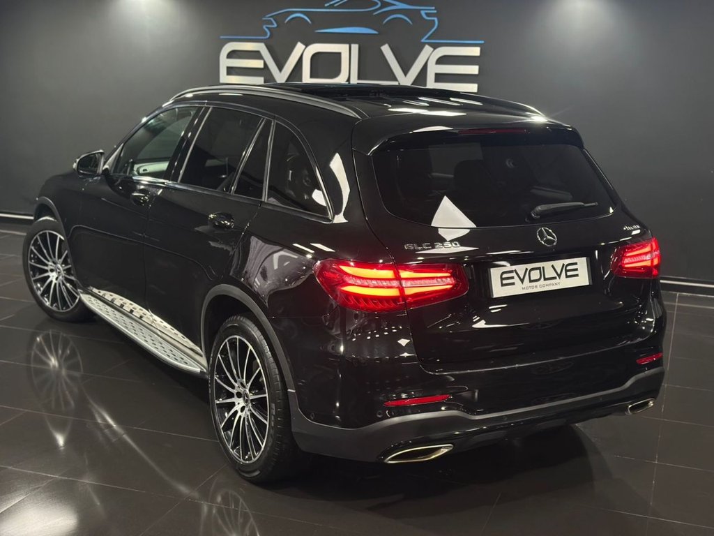 Used Mercedes-Benz GLC 2019 for sale - 77250230: Photo 8