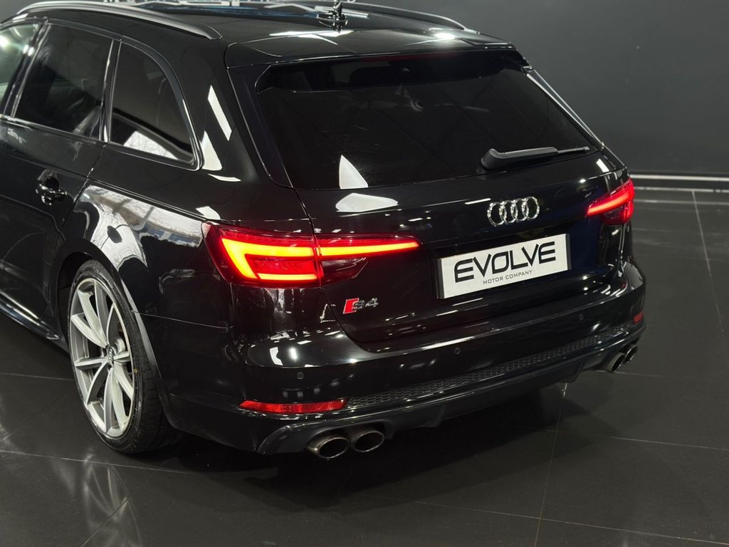 Used Audi S4 Avant 2018 for sale - 77672681: Photo 13