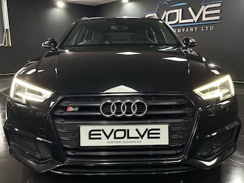 Used Audi S4 Avant 2018 for sale - 77672681: Photo