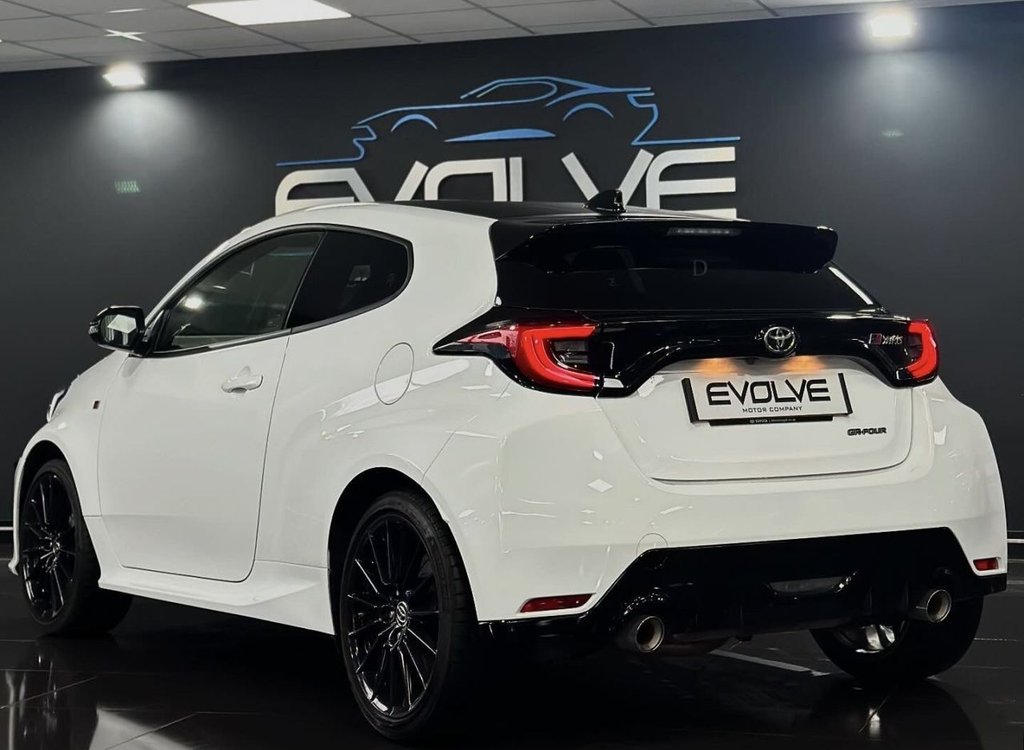 Used Toyota Yaris 2021 for sale - 77463973: Photo 2