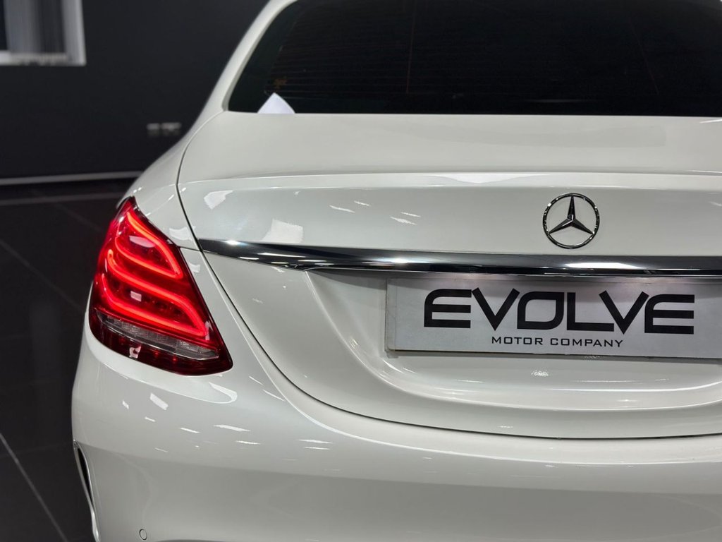 Used Mercedes-Benz C Class 2015 for sale - 76569803: Photo 7