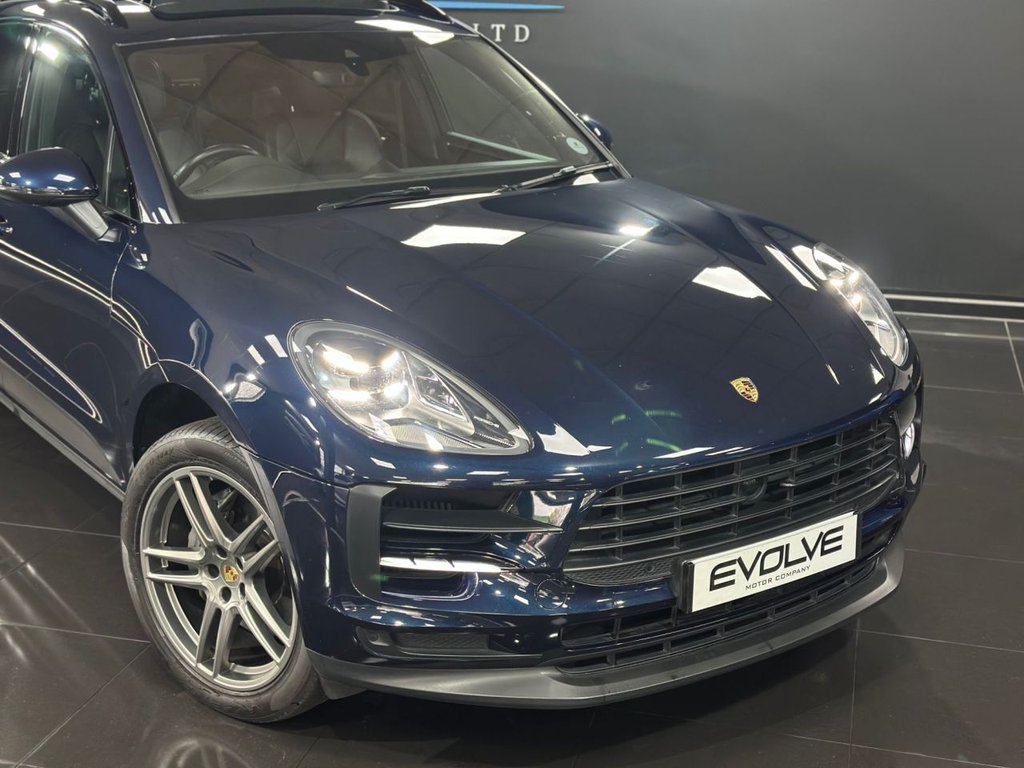 Used Porsche Macan 2019 for sale - 76665695: Photo 12