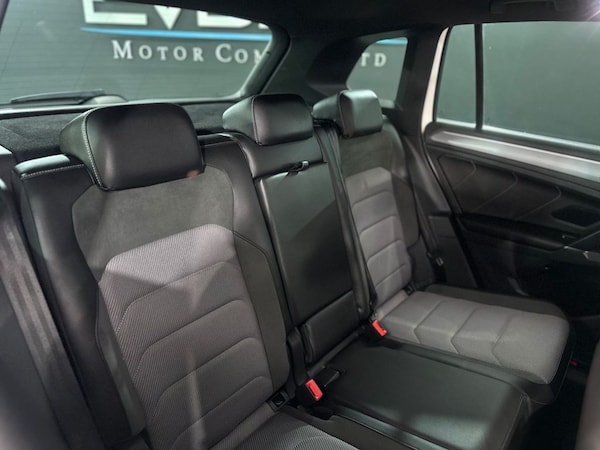 Used Volkswagen Tiguan 2018 for sale - 76323063: Photo 27