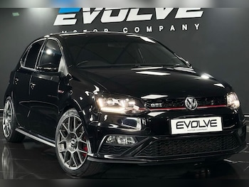 Used Volkswagen Polo 2016 for sale - 78682614: Photo