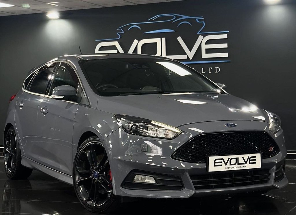 Used Ford Focus 2017 for sale - 76910488: Photo 1