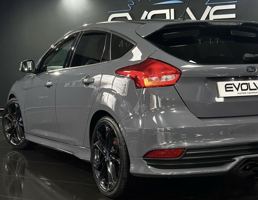 Used Ford Focus 2017 for sale - 76910488: Photo 7